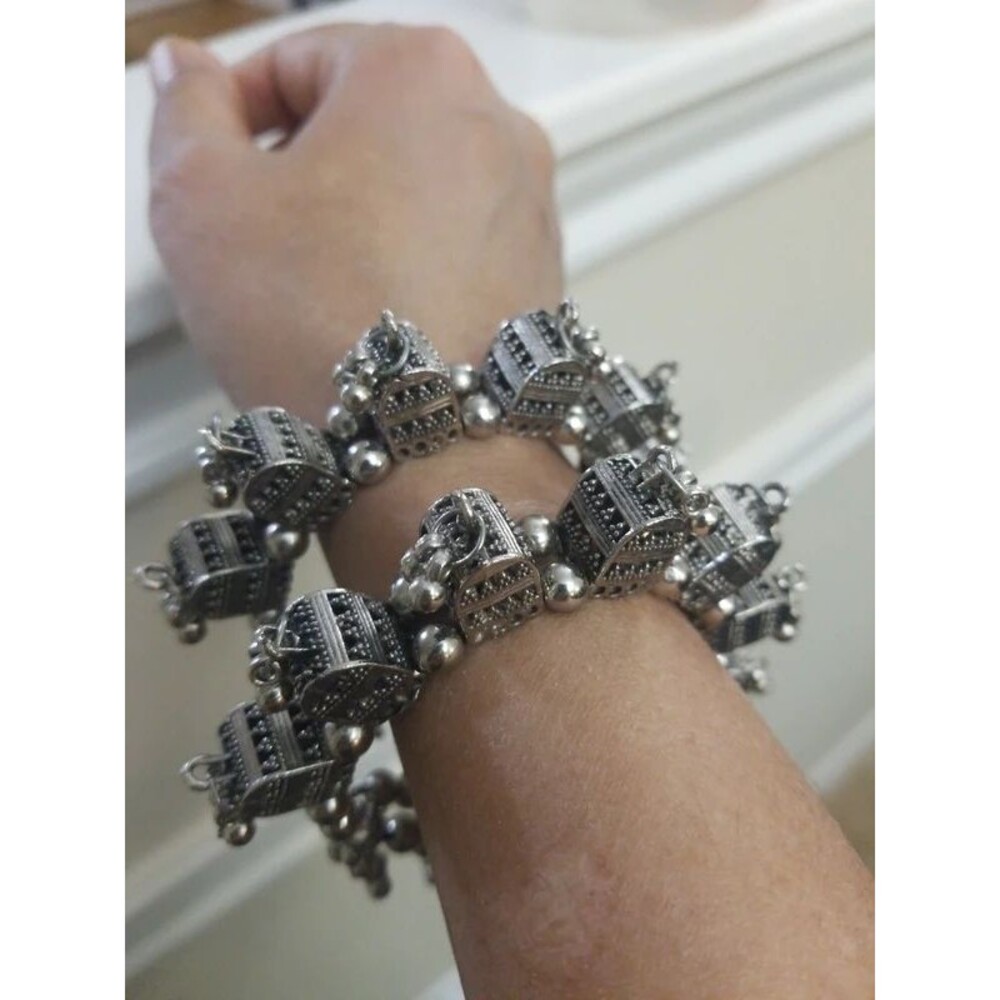 Unique cuff bracelets Boho auto adjusts with writs sizes